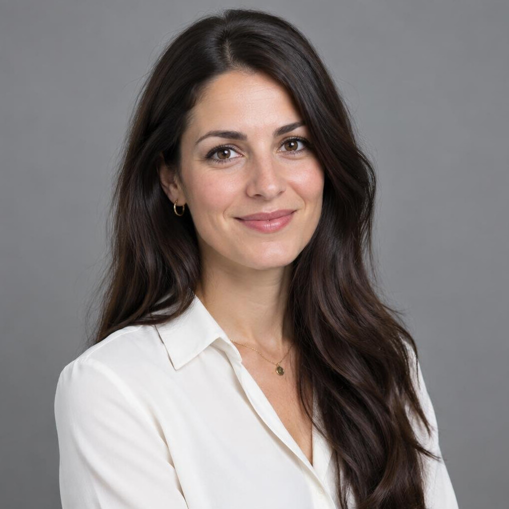 Studio portrait of a French-Swiss data journalist